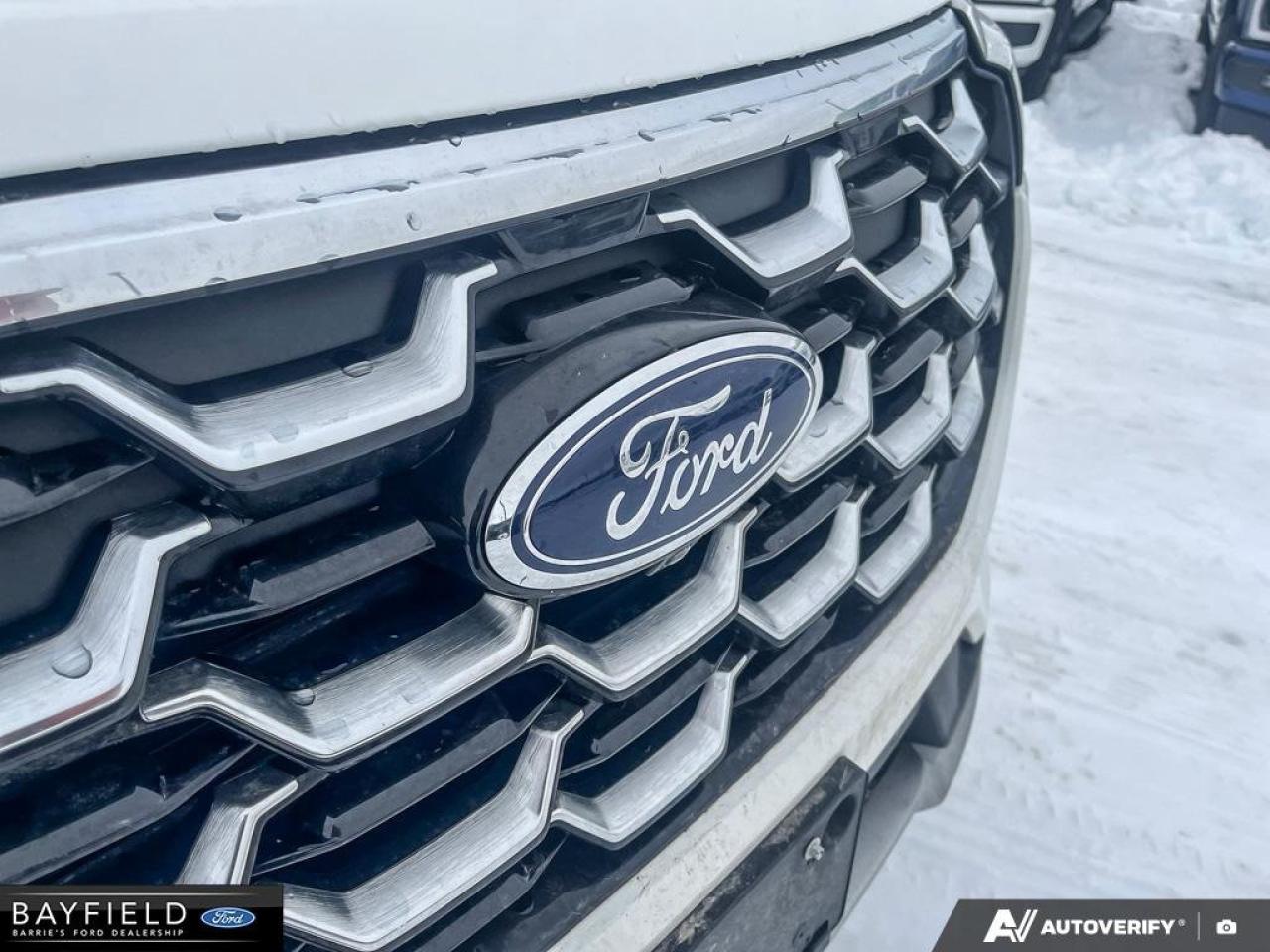 2025 Ford Explorer Platinum Photo
