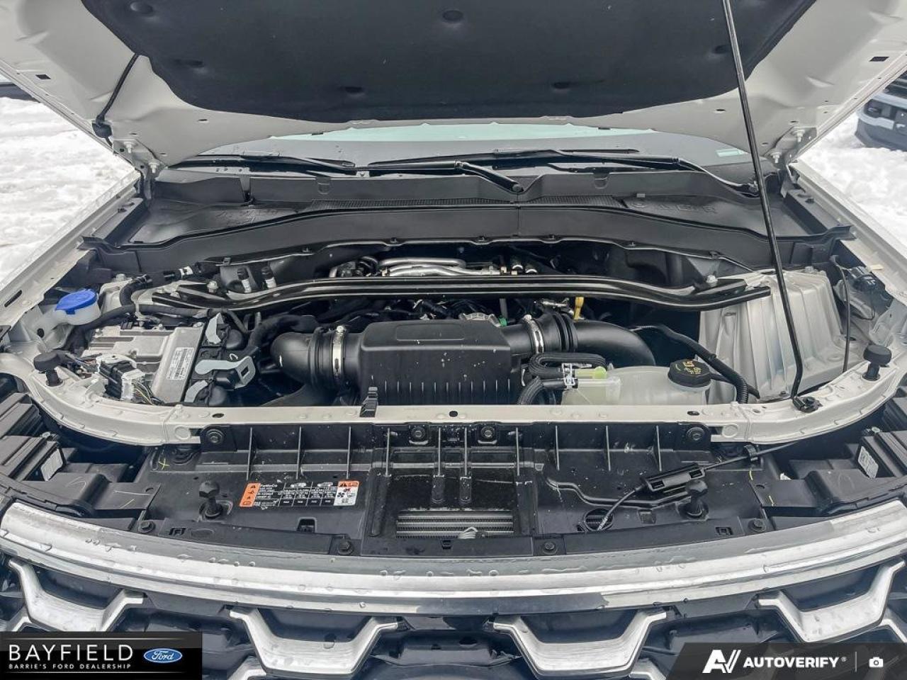 2025 Ford Explorer Platinum Photo