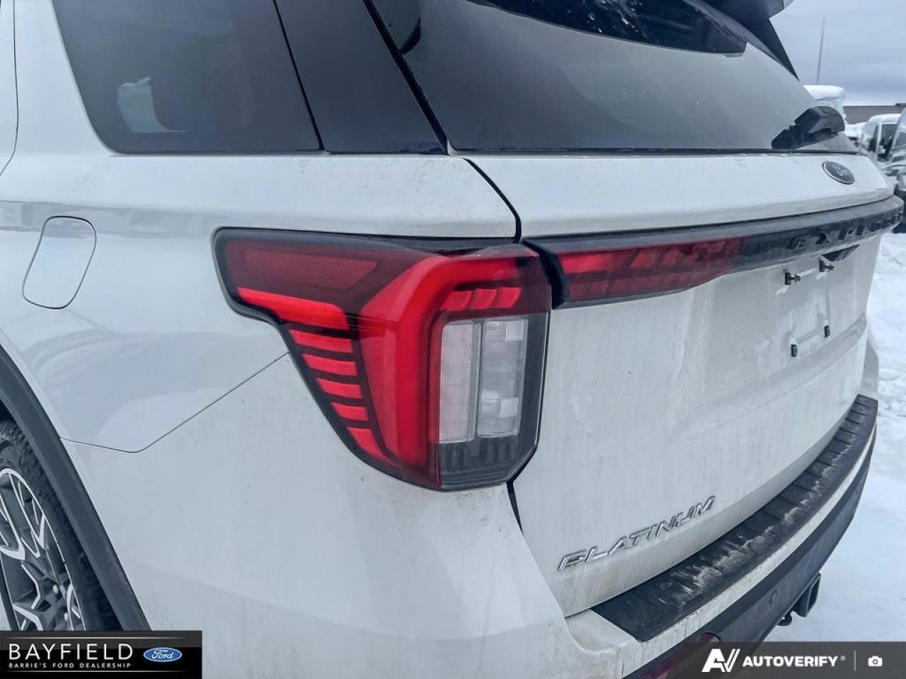 2025 Ford Explorer Platinum Photo