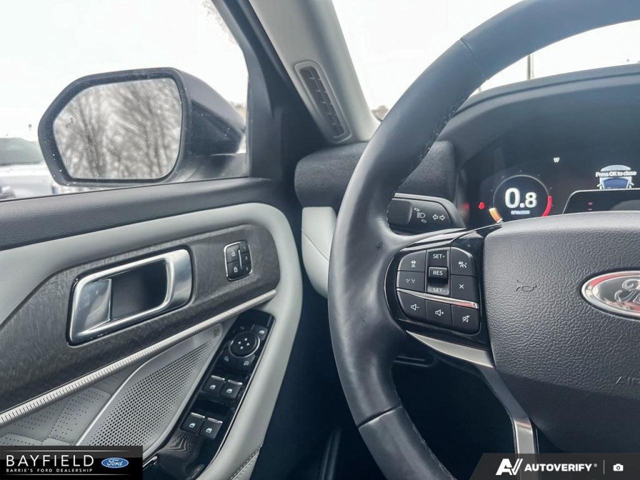 2025 Ford Explorer Platinum Photo