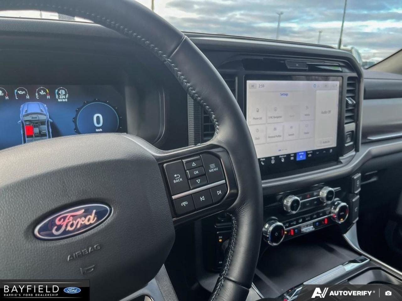 2025 Ford F-150 Platinum Photo