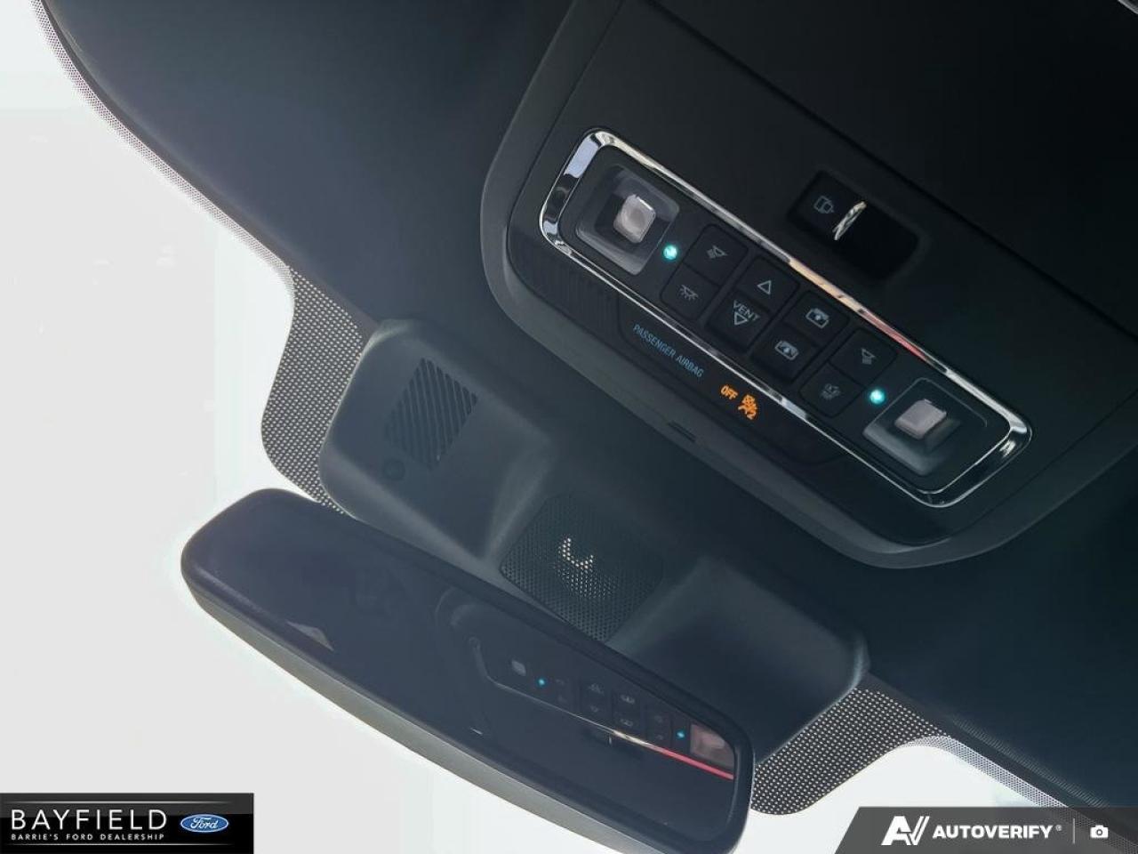 2025 Ford F-150 Platinum Photo