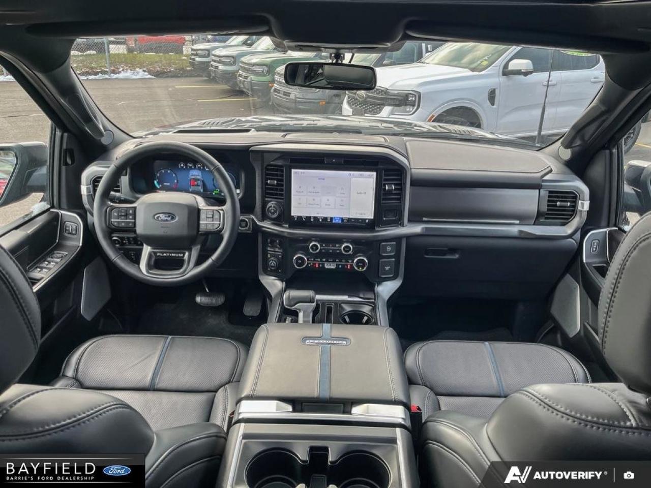 2025 Ford F-150 Platinum Photo