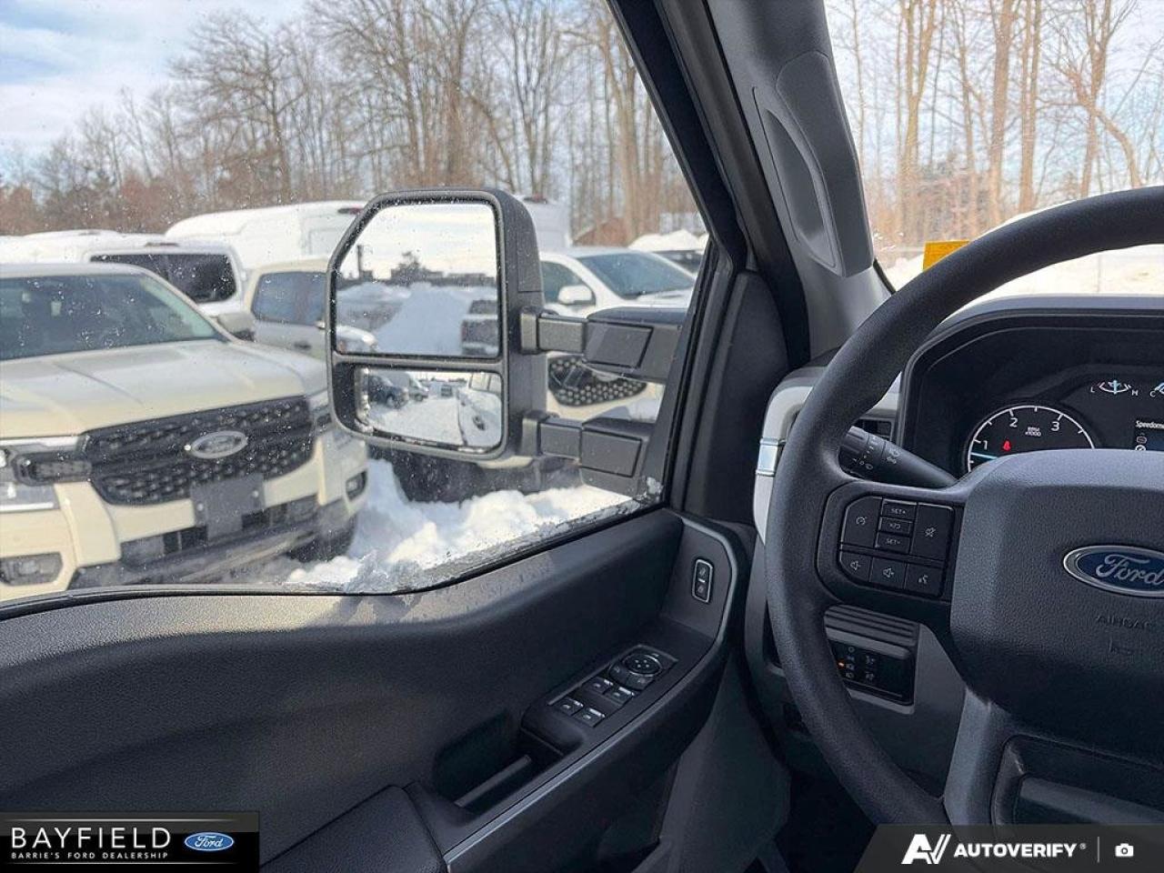 2025 Ford F-350 XLT Photo