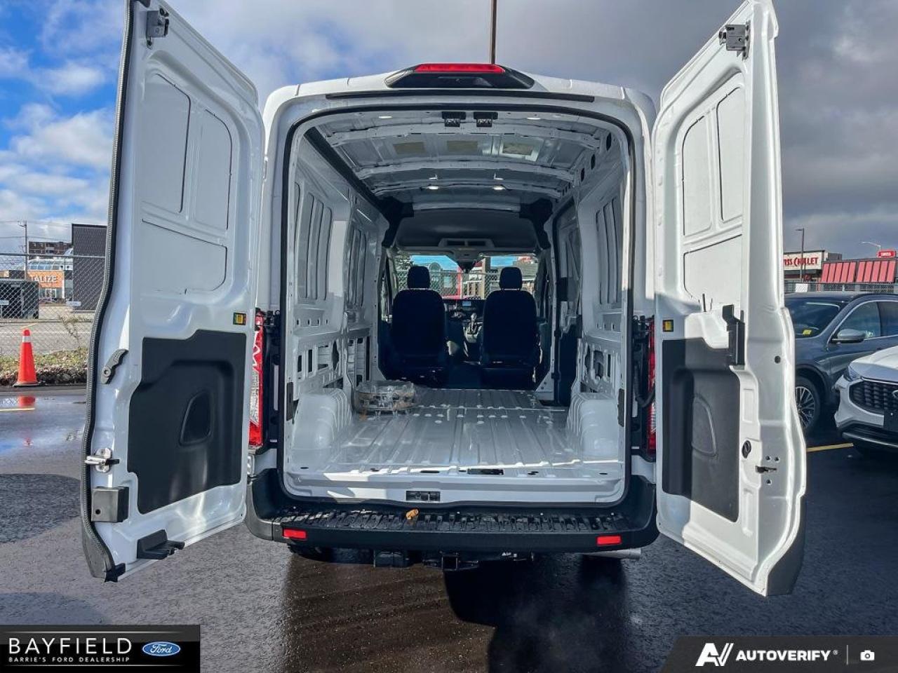 2025 Ford Transit T250 PASS SLIDE 148 Photo