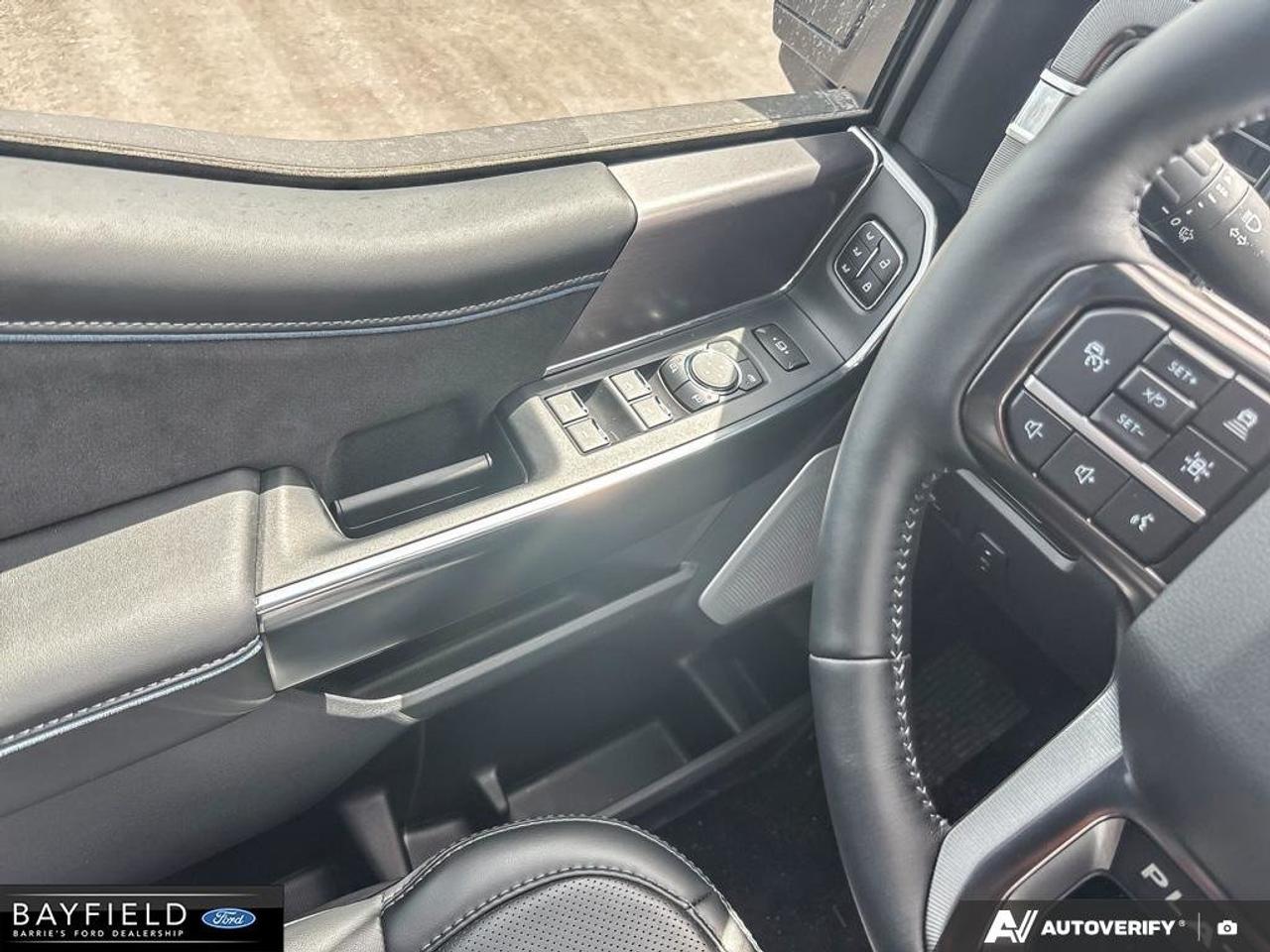 2026 Ford F-250 Platinum Photo