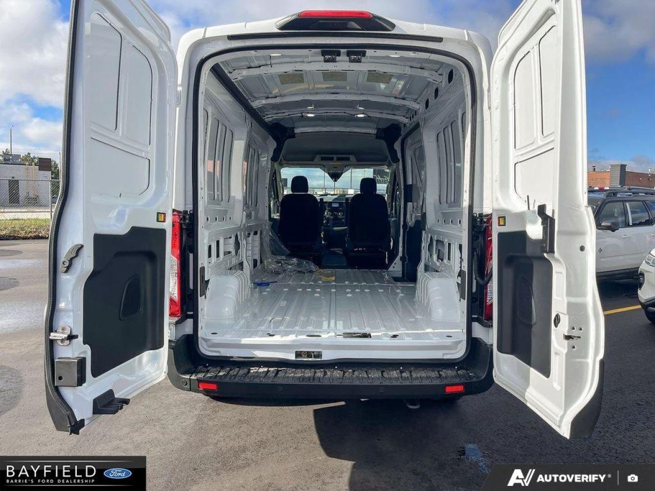 2025 Ford Transit T250 PASS SLIDE 148 Photo