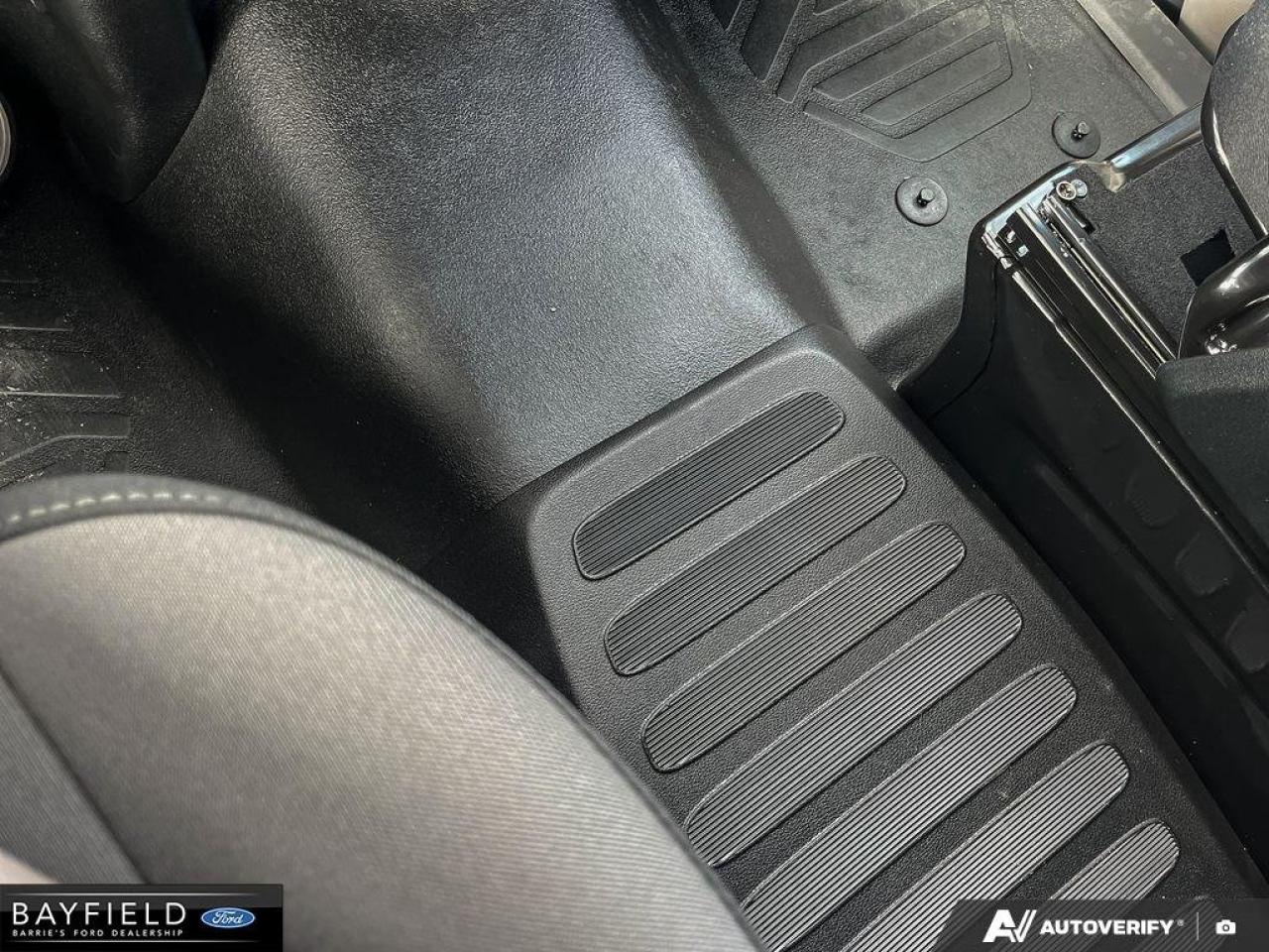 2025 Ford Transit T250 PASS SLIDE 148 Photo