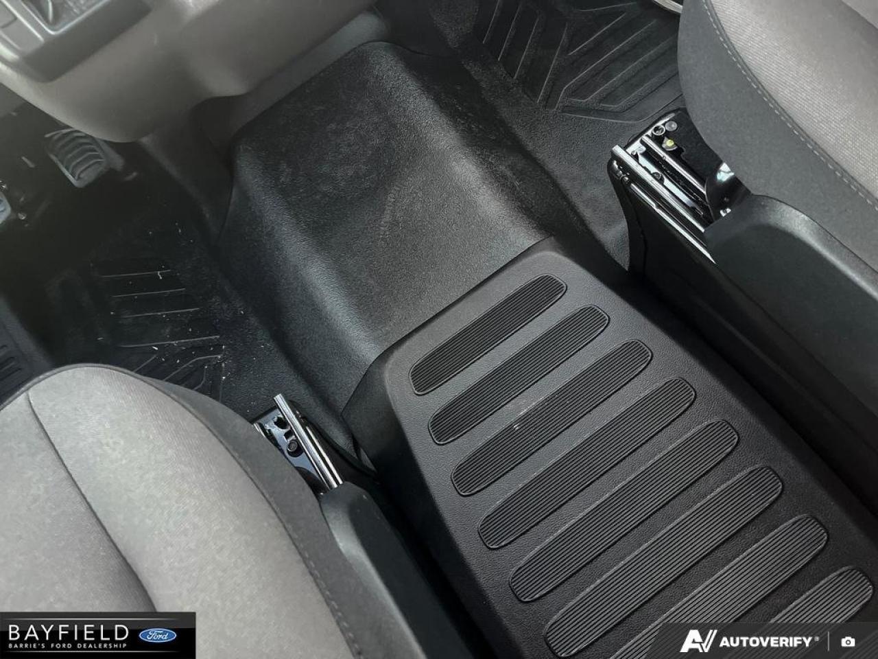 2025 Ford Transit T250 PASS SLIDE 148 Photo