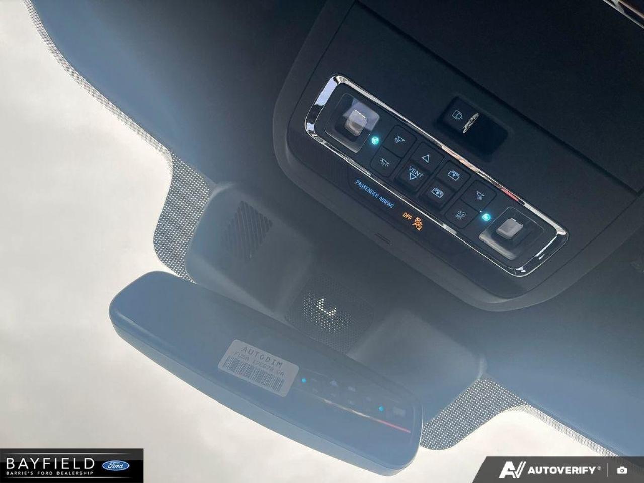 2025 Ford F-150 Platinum Photo