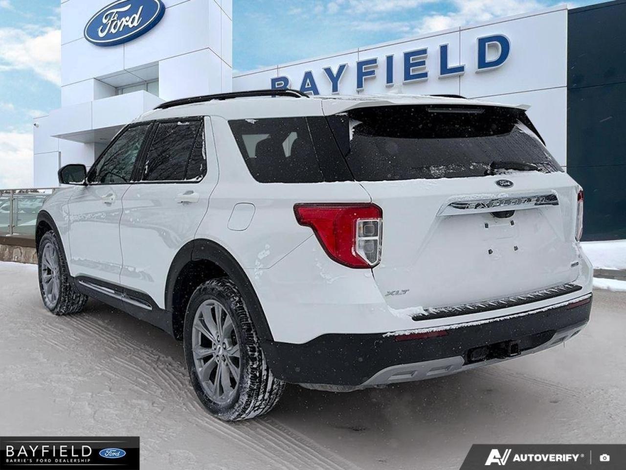 2020 Ford Explorer XLT Photo3