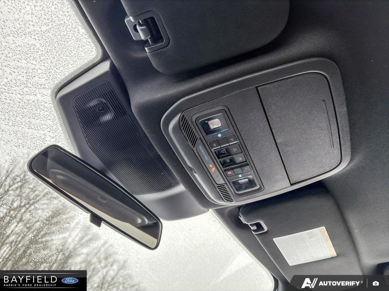 2020 Ford Explorer XLT Photo