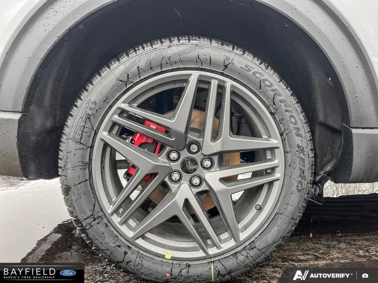 2026 Ford Explorer ST-Line Photo