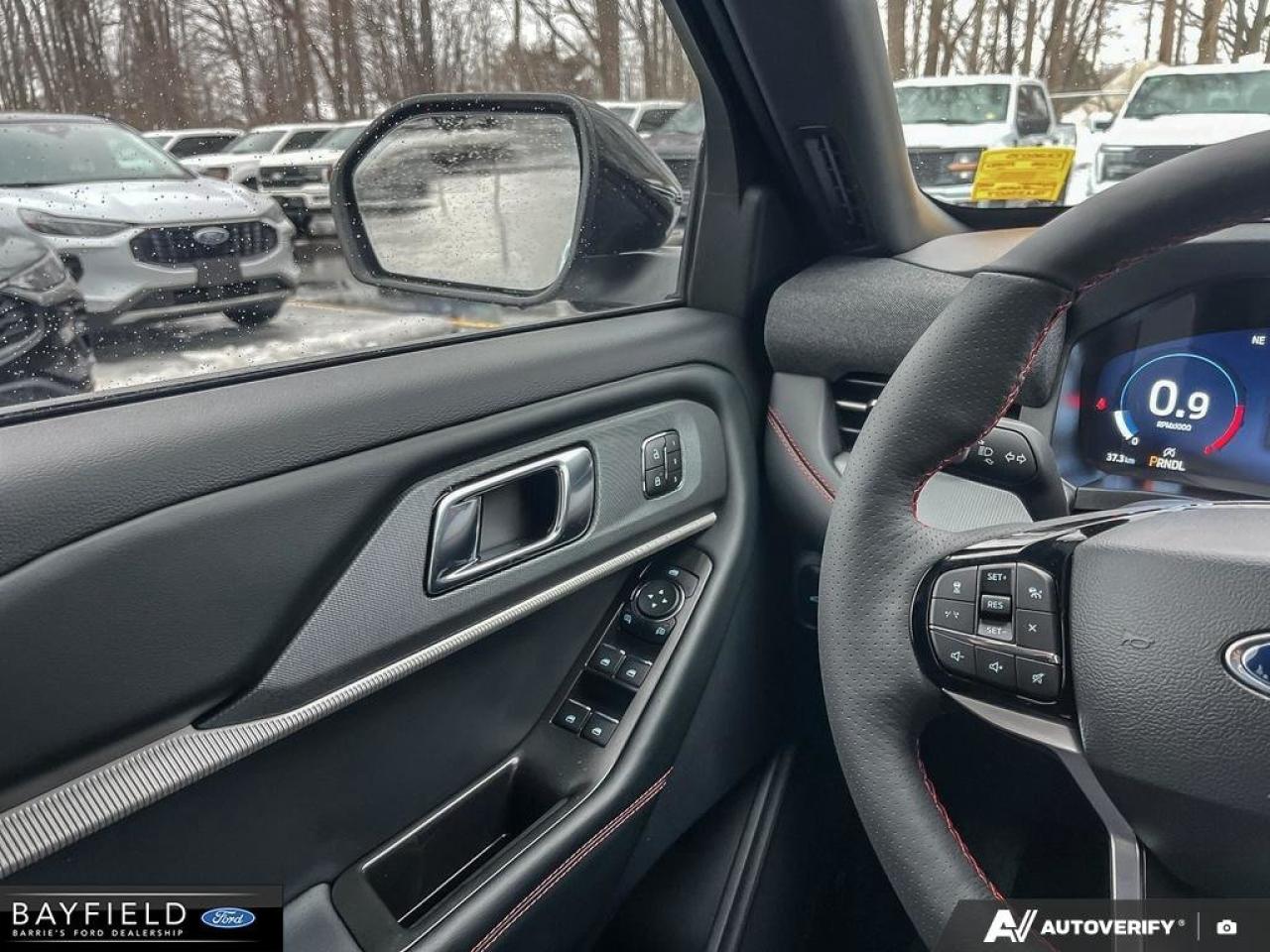 2026 Ford Explorer ST-Line Photo