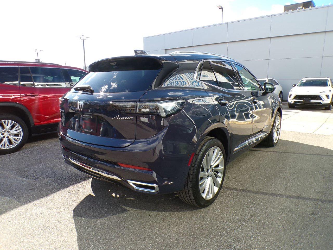 2026 Buick Envision Avenir Photo3