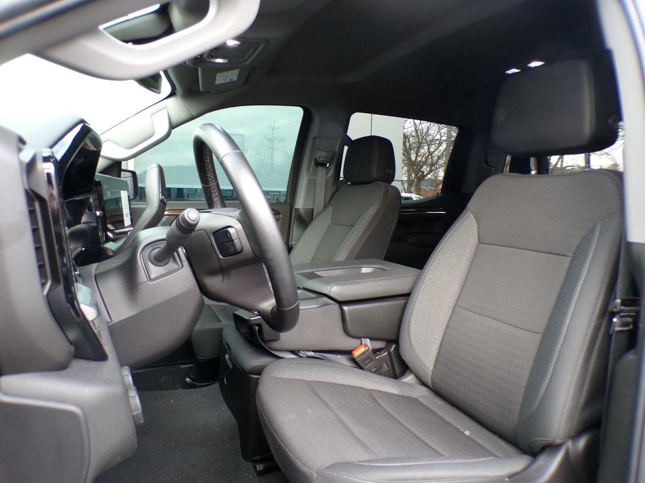 2024 Chevrolet Silverado 1500 Crew Cab Short Box 4-Wheel Drive RST Photo