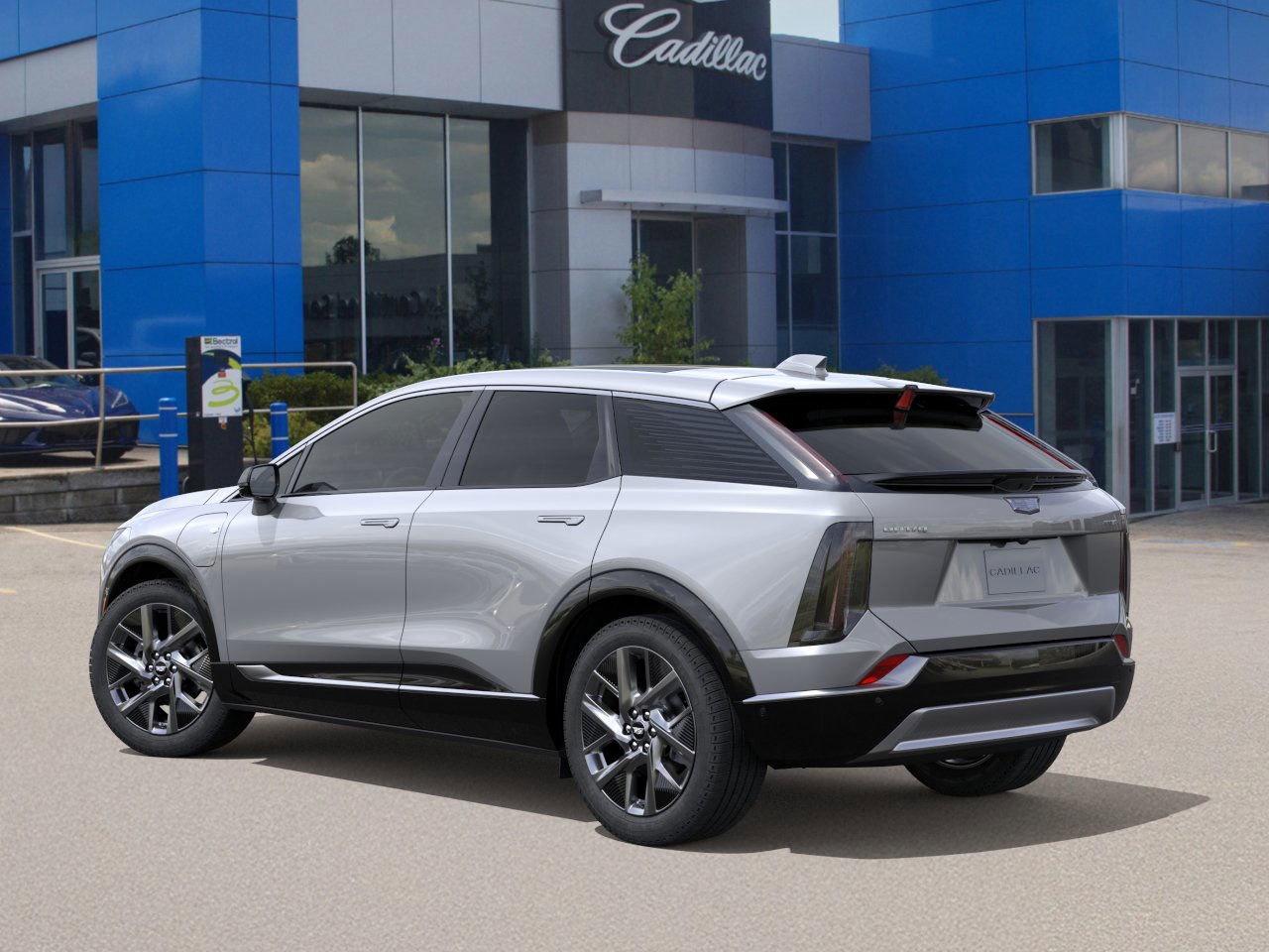 2026 Cadillac OPTIQ Luxury Photo2