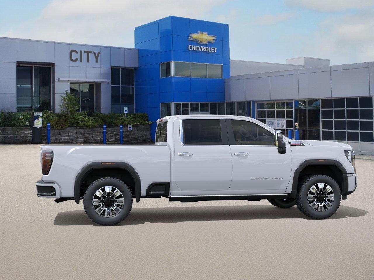 2026 GMC Sierra 2500 HD DENALI Photo