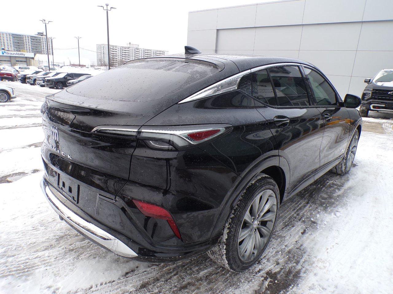 2026 Buick Envista FWD 4dr Avenir Photo3