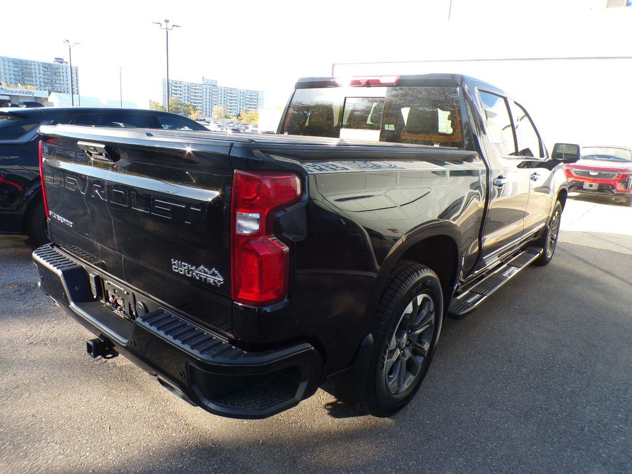 2022 Chevrolet Silverado 1500 Crew Cab 4x4 High Country / Short Box Photo