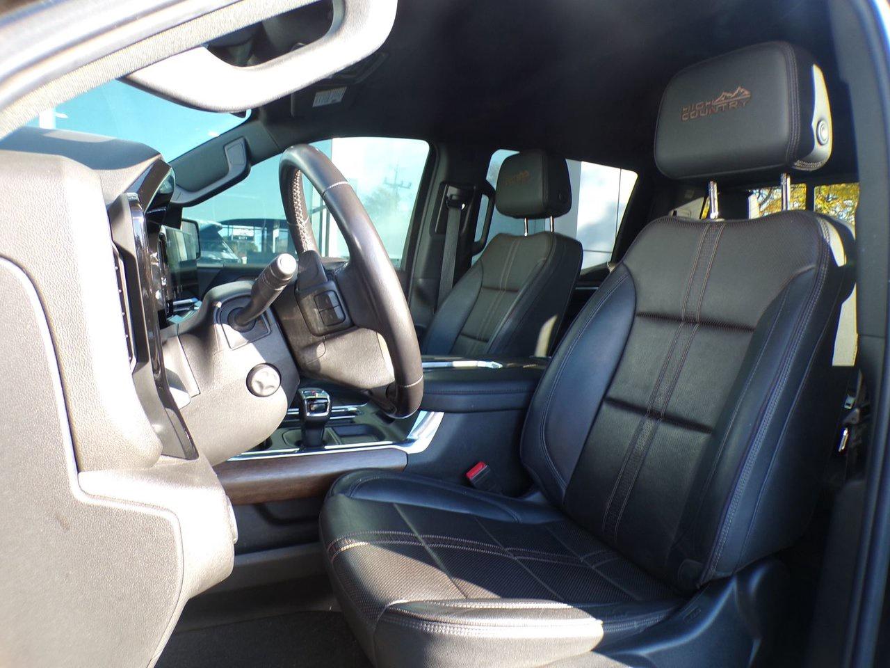 2022 Chevrolet Silverado 1500 Crew Cab 4x4 High Country / Short Box Photo