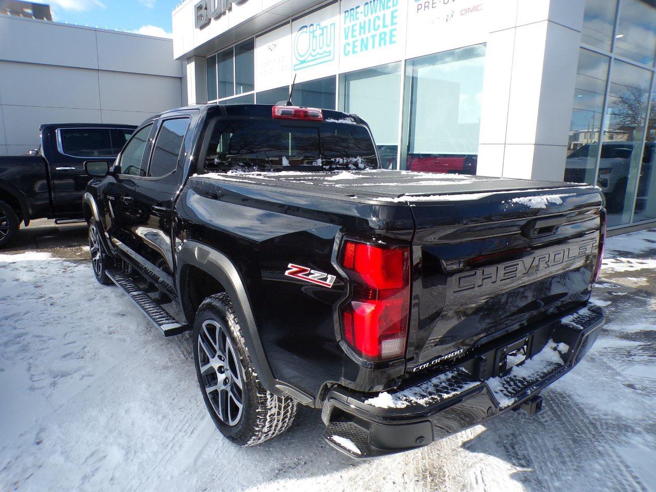 2024 Chevrolet Colorado Crew Cab Short Box 4-Wheel Drive Z71 Photo