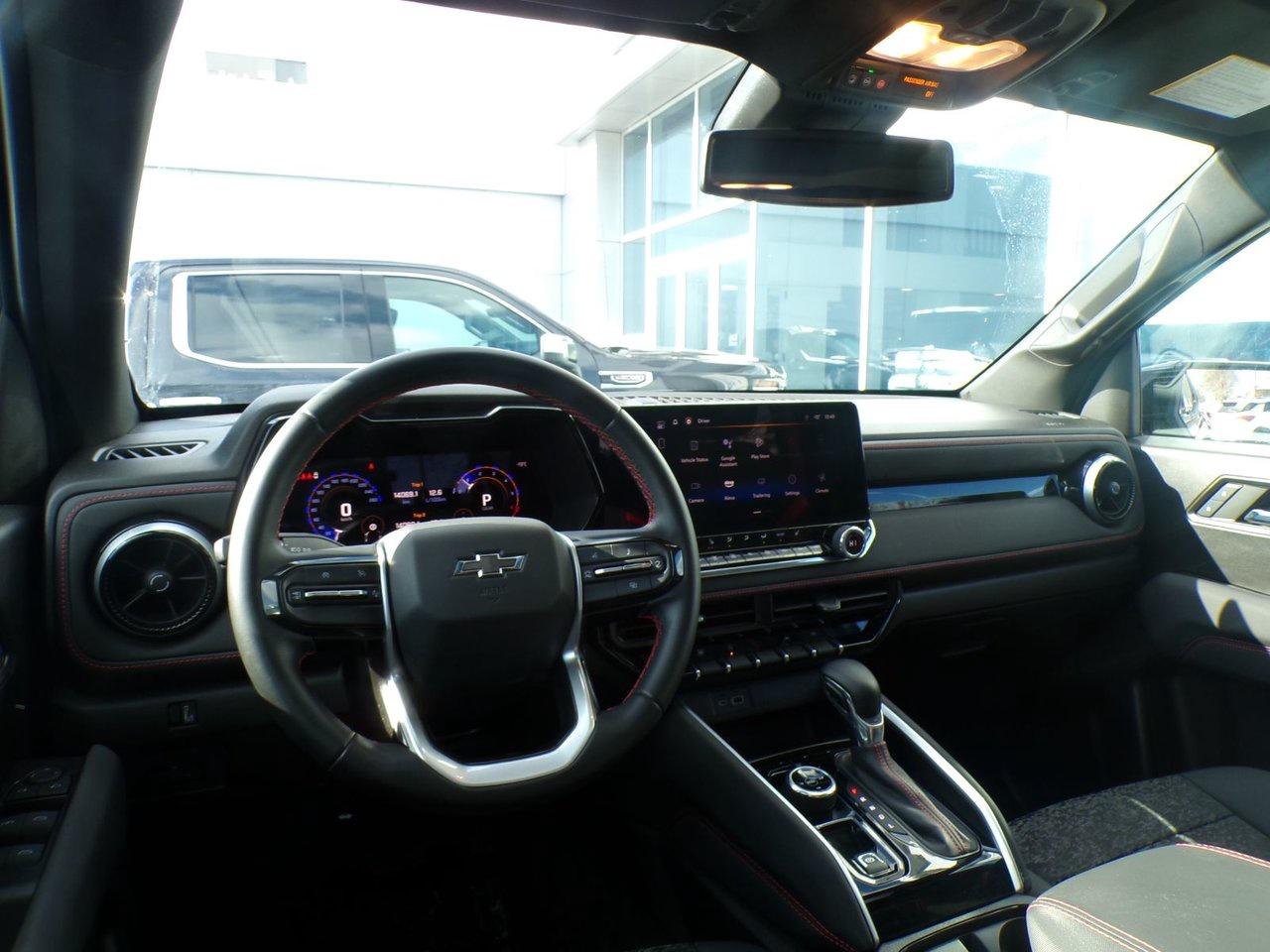 2024 Chevrolet Colorado Crew Cab Short Box 4-Wheel Drive Z71 Photo