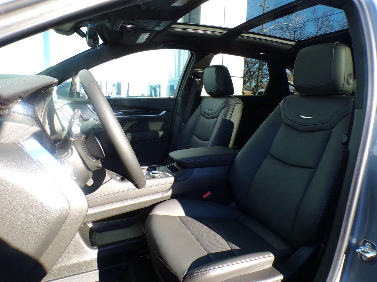 2026 Cadillac XT5 Premium Luxury Photo