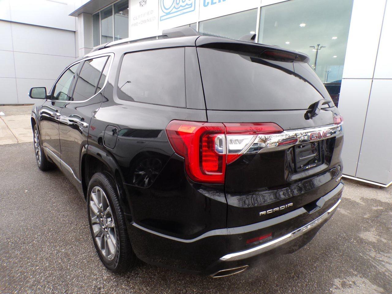 2022 GMC Acadia AWD DENALI Photo