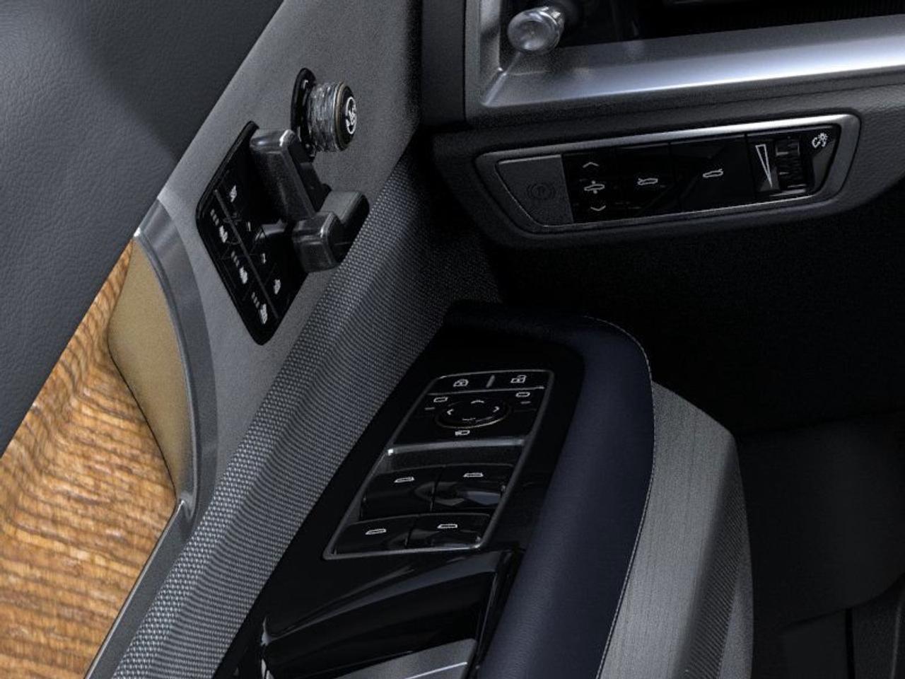 2026 Cadillac VISTIQ Premium Luxury Photo