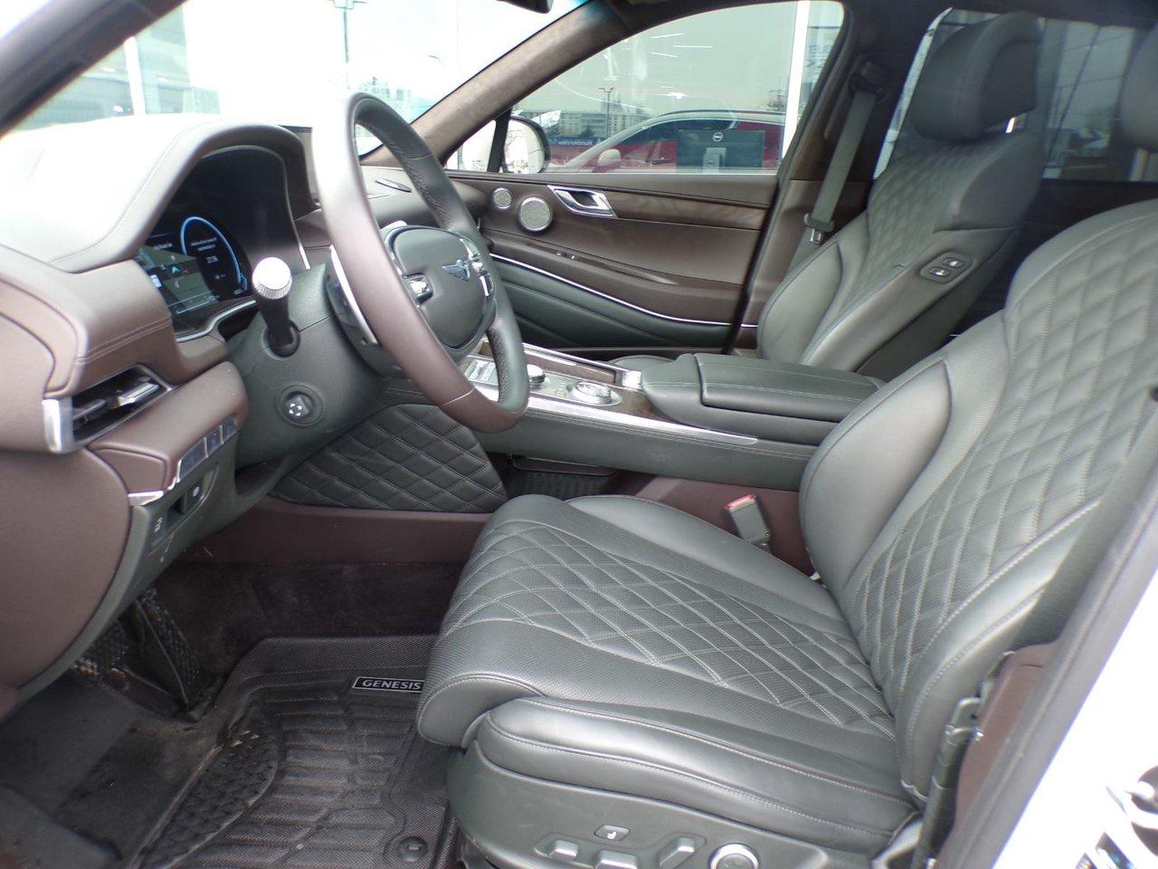 2024 Genesis GV80 3.5T Prestige 7P AWD Photo