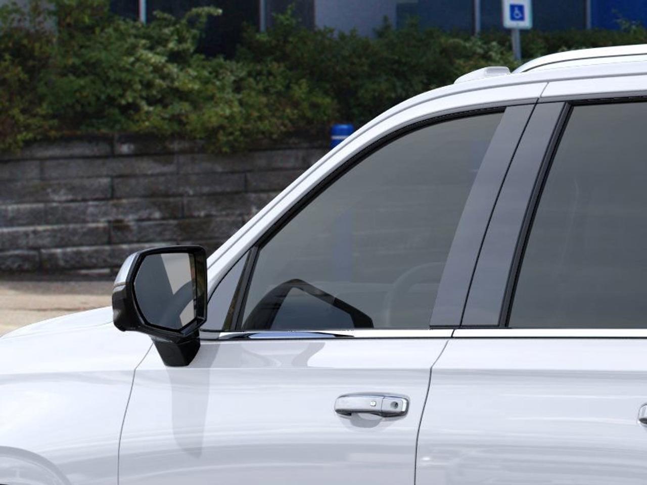 2026 Chevrolet Suburban Premier Photo