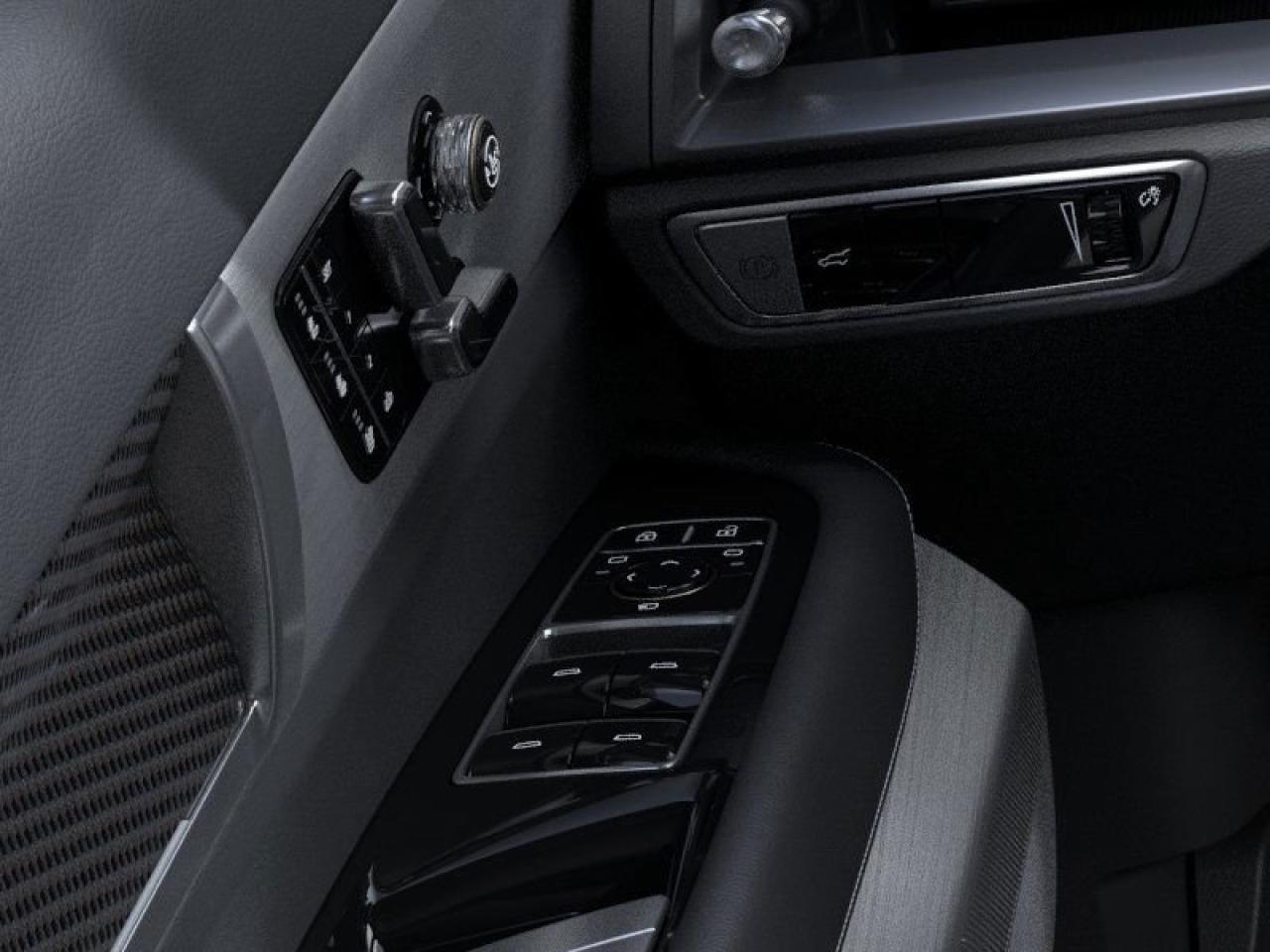 2026 Cadillac VISTIQ Luxury Photo