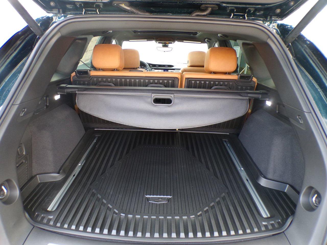 2026 Cadillac XT5 Premium Luxury Photo