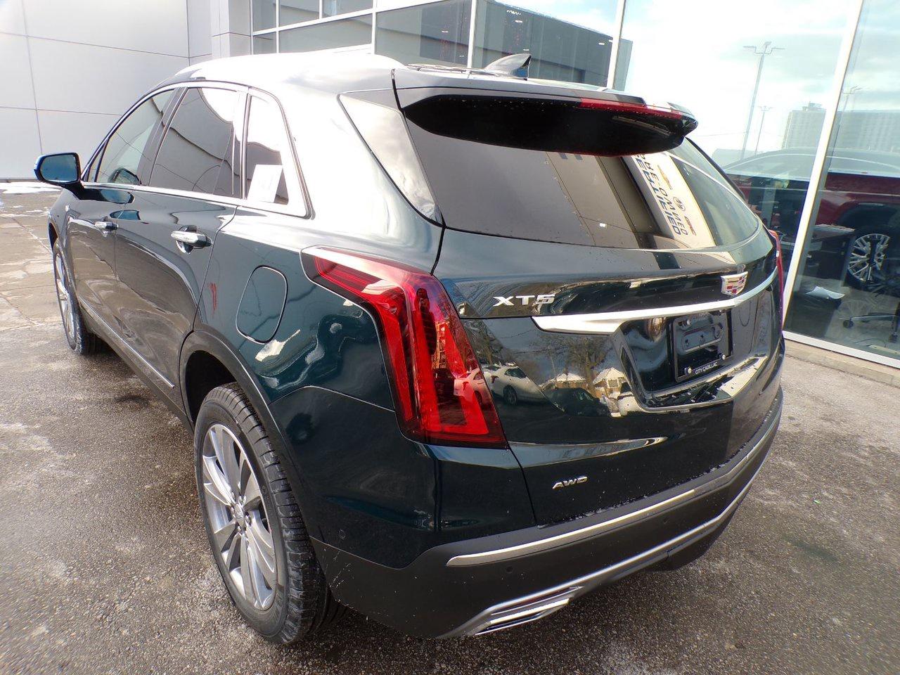 2026 Cadillac XT5 Premium Luxury Photo