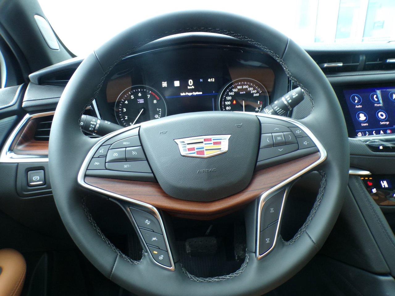 2026 Cadillac XT5 Premium Luxury Photo