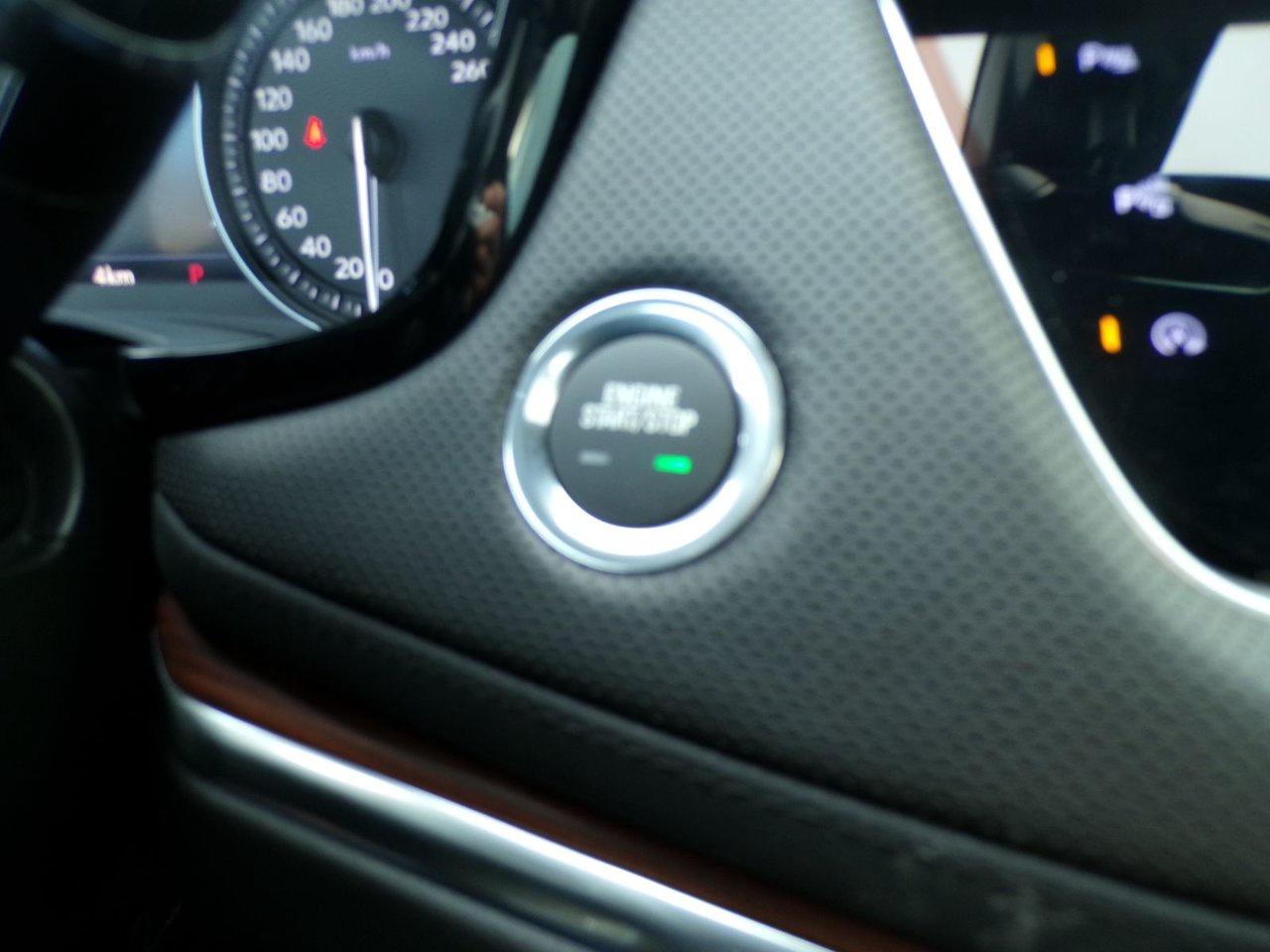 2026 Cadillac XT5 Premium Luxury Photo