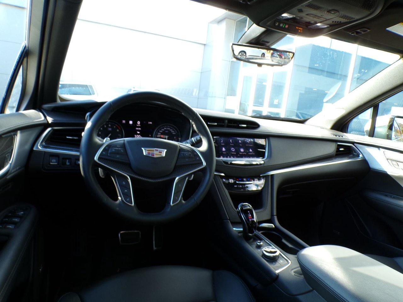 2025 Cadillac XT5 Sport Photo