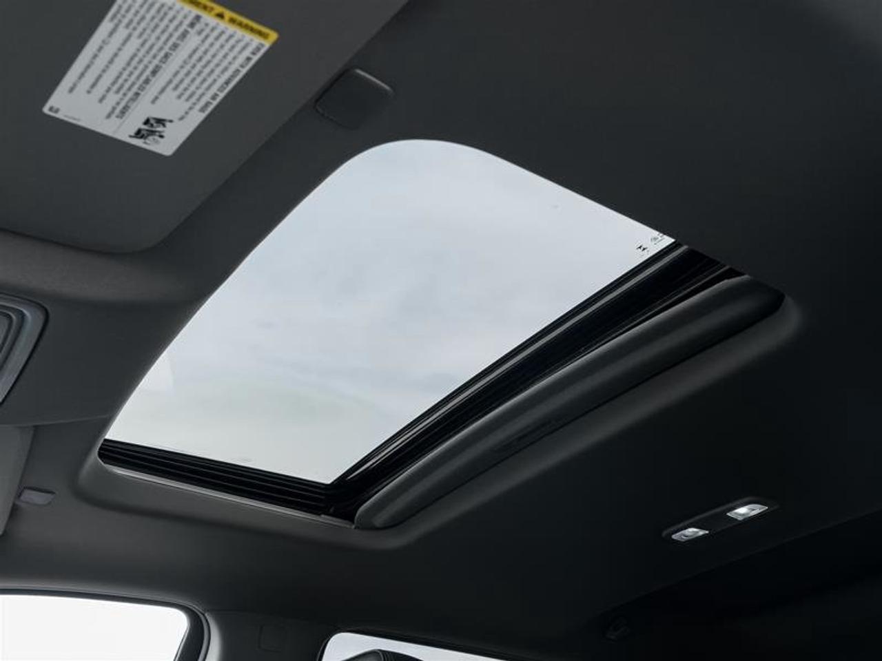 2026 GMC Sierra 1500 Denali Photo4