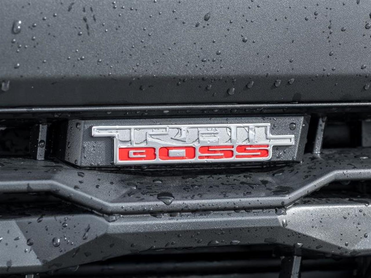 2026 Chevrolet Colorado Trail Boss Photo2