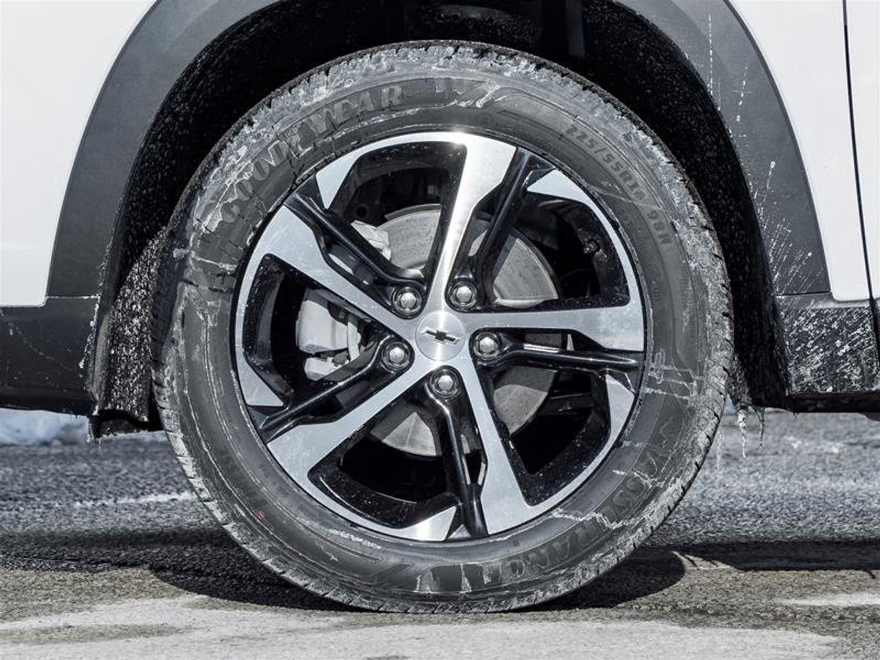 2026 Chevrolet Trax 1RS Photo3