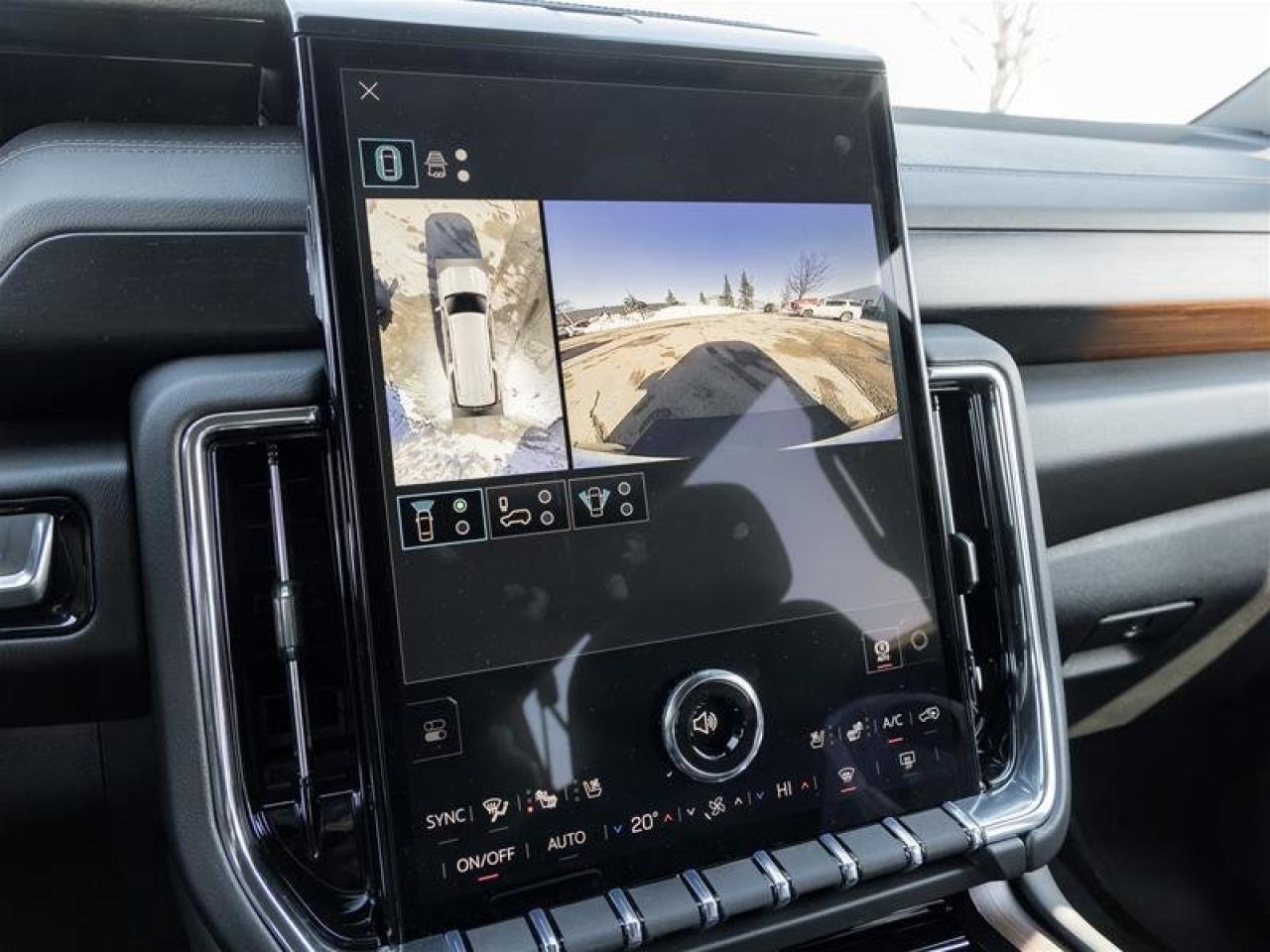 2026 GMC Yukon XL Denali Photo