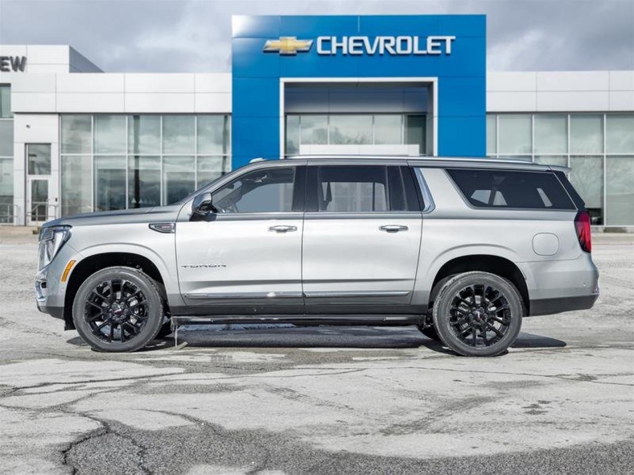 2026 GMC Yukon XL Elevation Photo