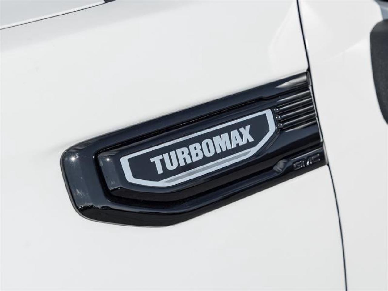 2026 GMC Sierra 1500 PRO Photo4