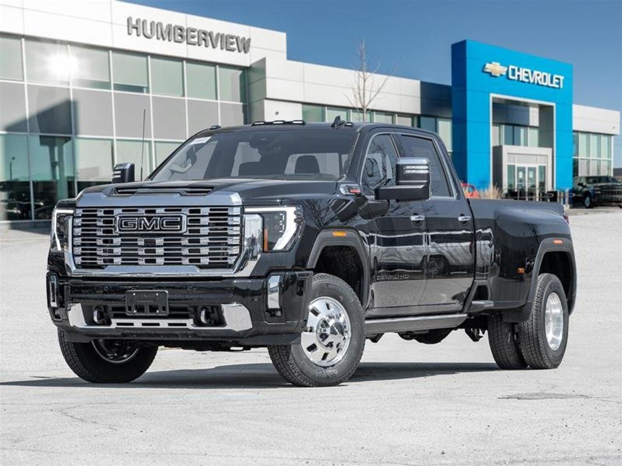 2026 GMC Sierra 3500HD 4WD Crew Cab Long Box Denali Photo0