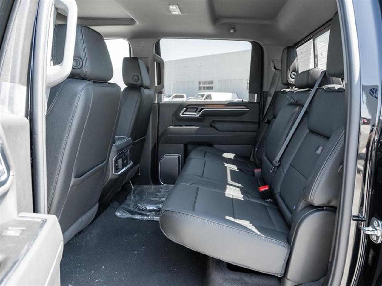2026 GMC Sierra 3500HD 4WD Crew Cab Long Box Denali Photo