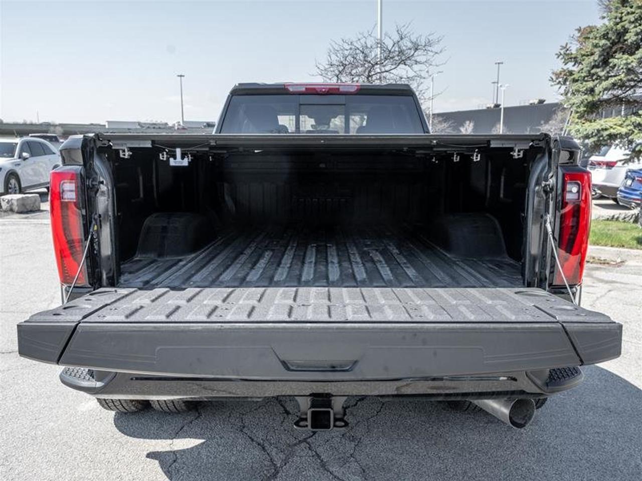 2026 GMC Sierra 3500HD 4WD Crew Cab Long Box Denali Photo