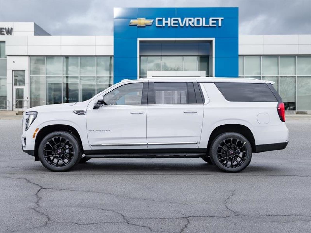 2026 GMC Yukon XL Elevation Photo