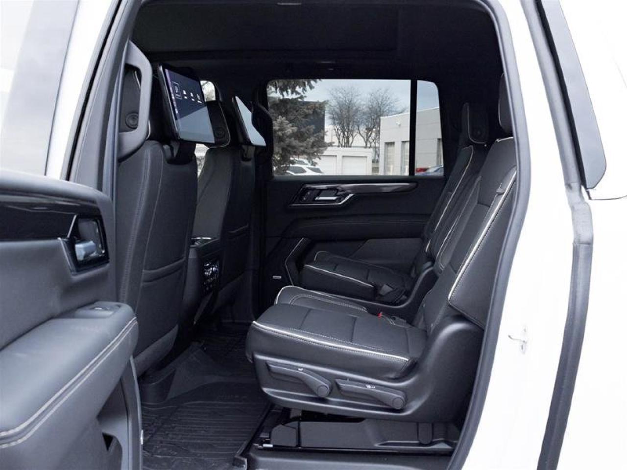 2026 GMC Yukon XL Elevation Photo