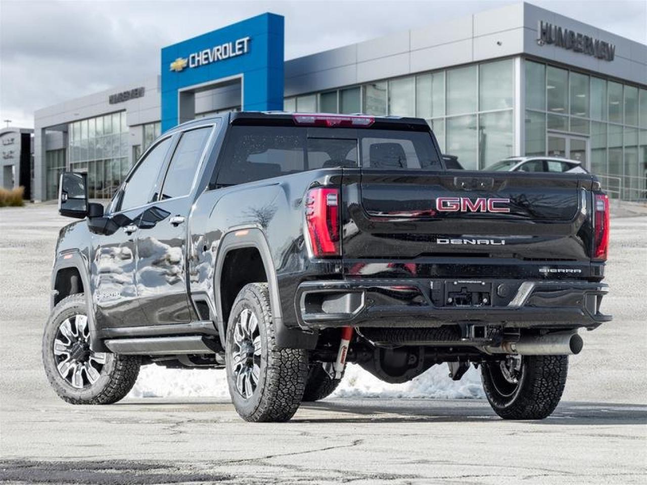 2026 GMC Sierra 2500 HD DENALI Photo